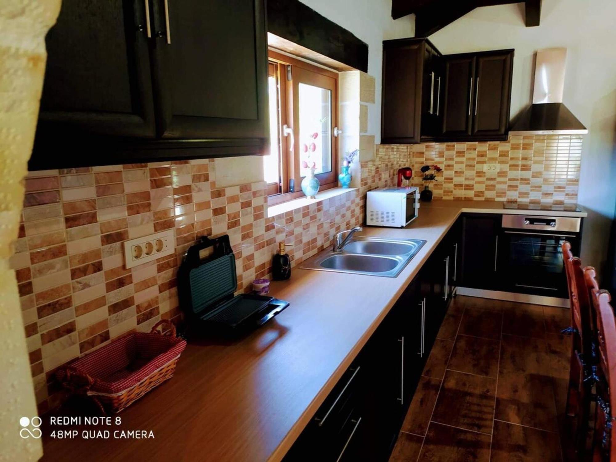 Traditional Villa In Pemonia Exteriér fotografie